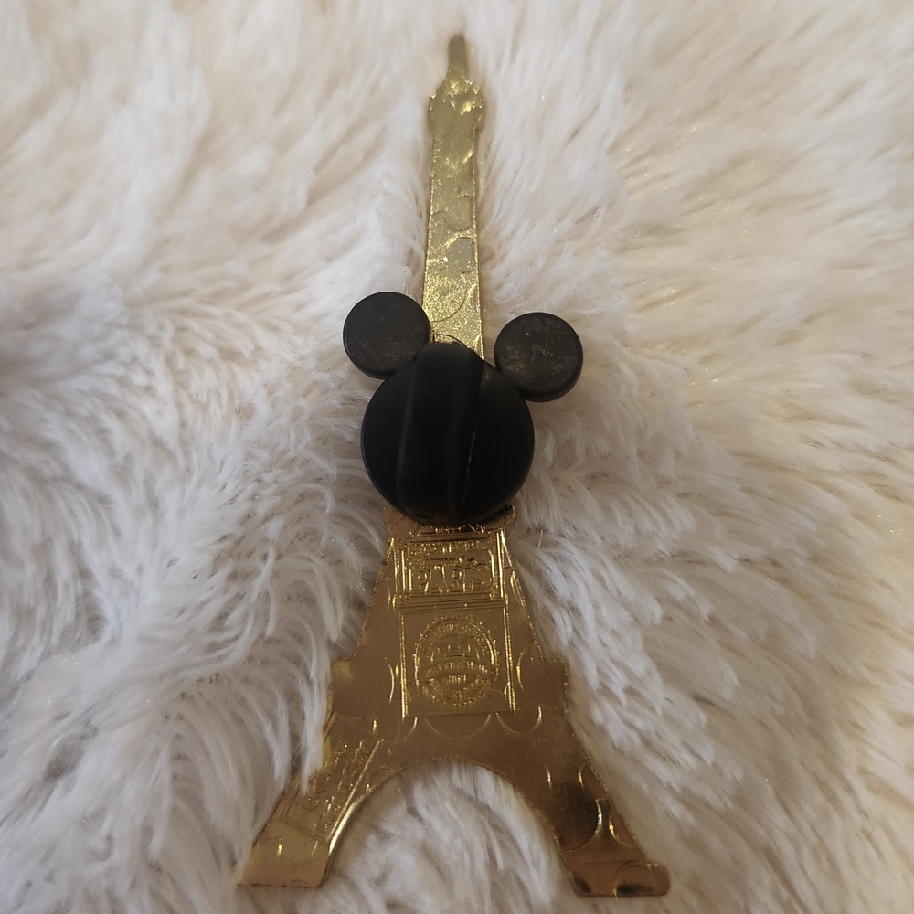 Disney Eiffel Tower Trading Pin - Picture 2 of 2